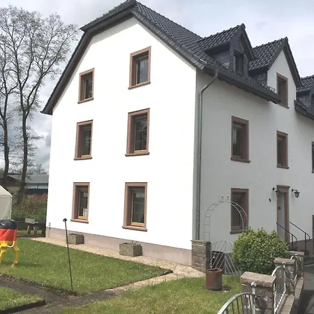 Geraeumiges Haus Auf 3 Etagen Ferienhaus