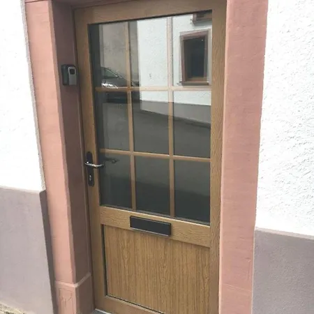 Geraeumiges Haus Auf 3 Etagen Ferienhaus *