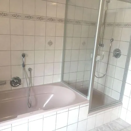 Geraeumiges Haus Auf 3 Etagen Ferienhaus Stadtkyll