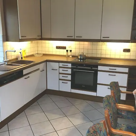 Geraeumiges Haus Auf 3 Etagen Ferienhaus Stadtkyll